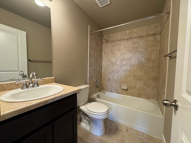 Building Photo - Newer build, 3 bedroom, 2 1/2 bath in The Sands