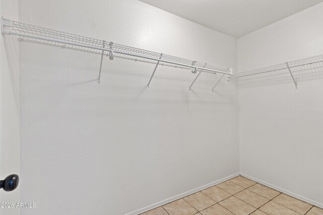 Building Photo - 10054 E Crescent Ave