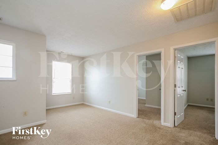 Building Photo - 2473 Foxtail Dr