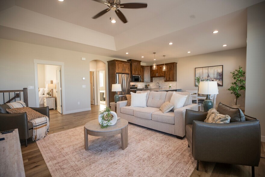 Building Photo - 6201 Tyler Pky