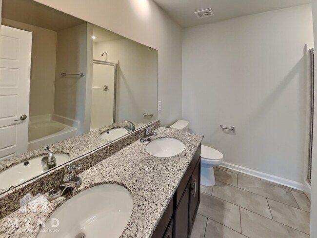 Building Photo - 100 Allen Ct