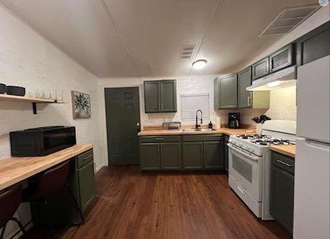 Building Photo - 502 9th St SW