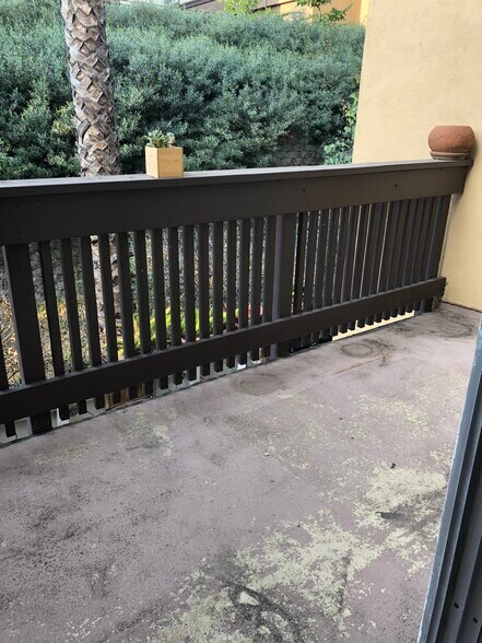 Building Photo - 7964 Mission Center Ct