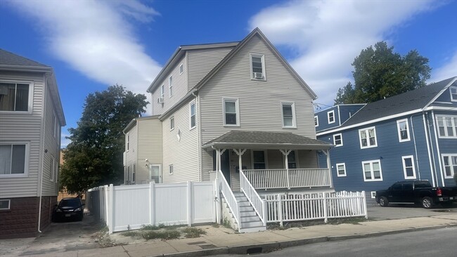 Building Photo - 87 W Selden St