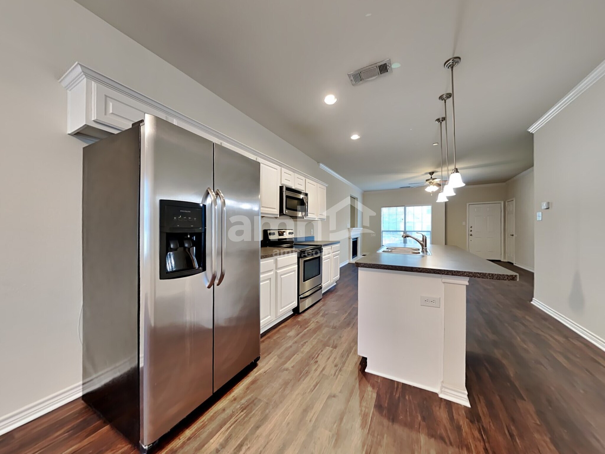Building Photo - 5513 Soledad Dr