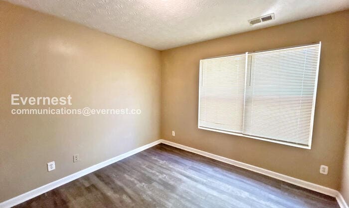 Building Photo - 3203 Fairington Ridge Cir