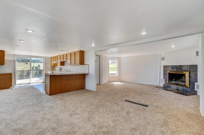 Building Photo - 24126 Cody Park Rd