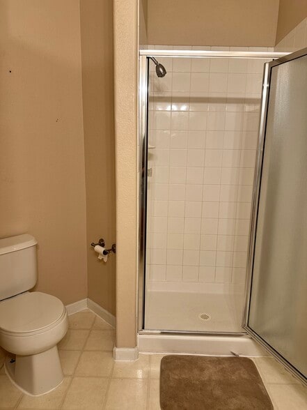 Building Photo - 7459 S Alkire St