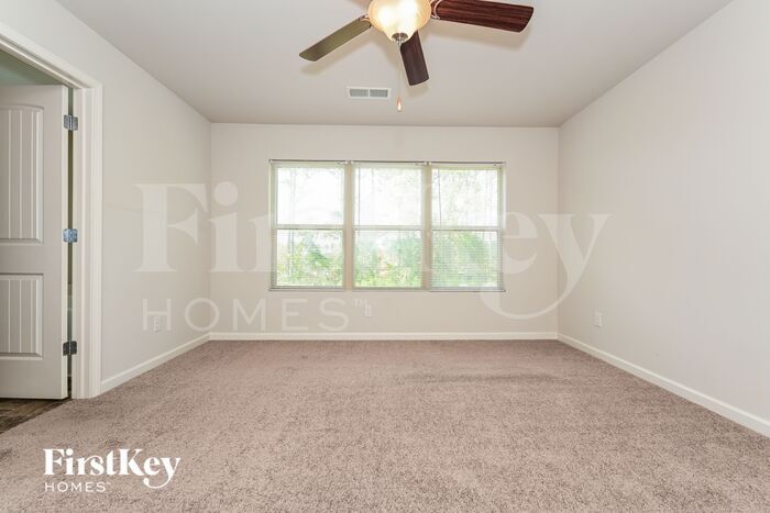 Building Photo - 152 Daisy Cir