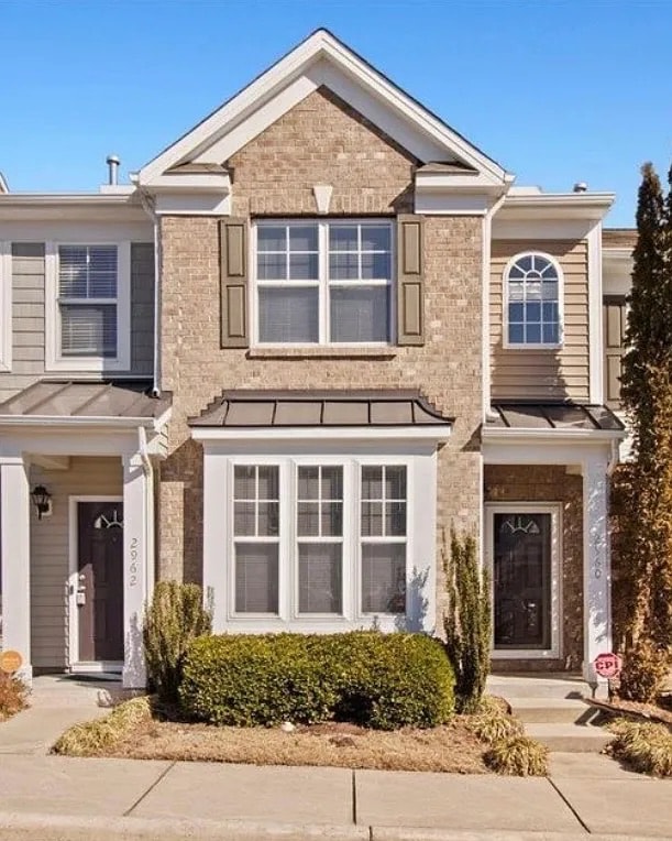 Building Photo - 2960 Casona Way