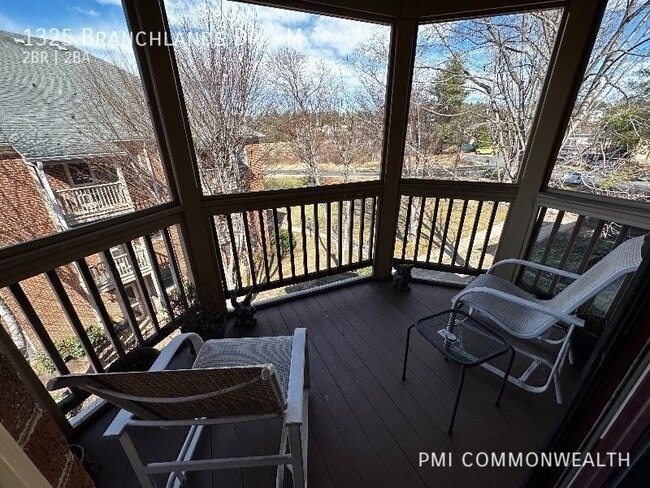 Building Photo - 1325 Branchlands Dr