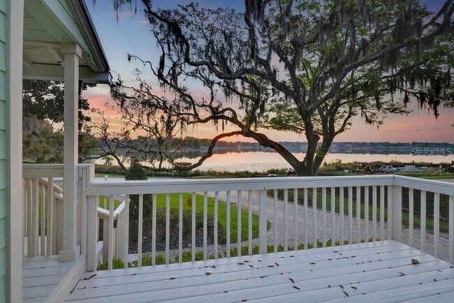 Building Photo - 812 East Blvd