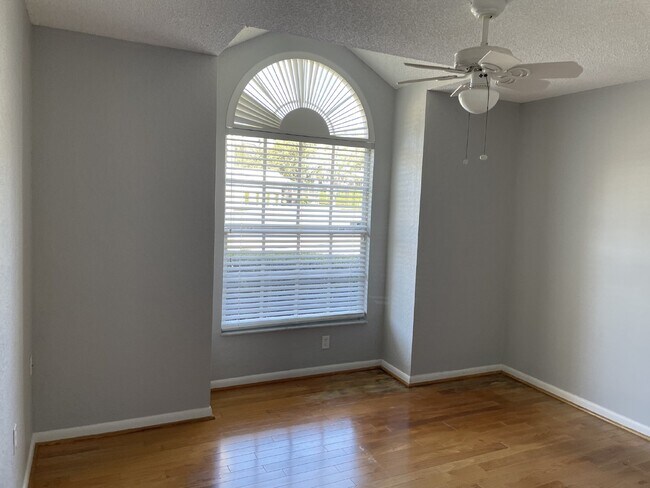 Building Photo - Beautiful 3-Bedroom, 2-Bath Home Available...