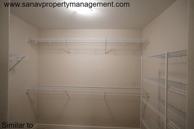 Building Photo - "Seize the Dream: Contemporary Comfort in West Des Moines including HOA "