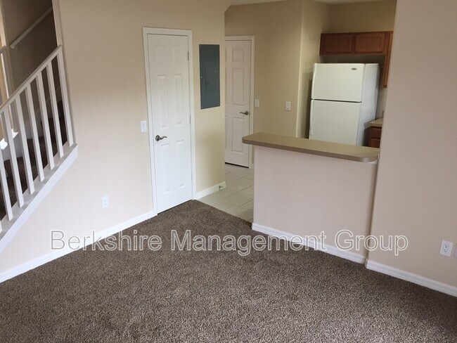 Building Photo - 5041 Chipotle Ln