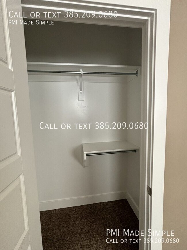 Building Photo - Charming 4-Bed Saratoga Springs Townhome w...