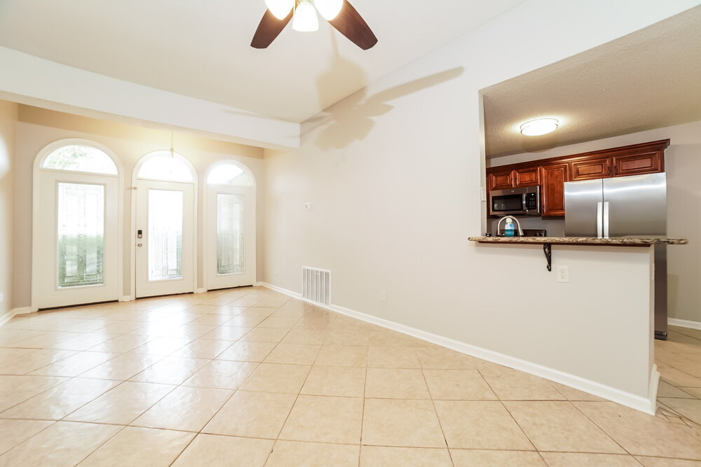 Building Photo - 2755 Fletcher View Dr