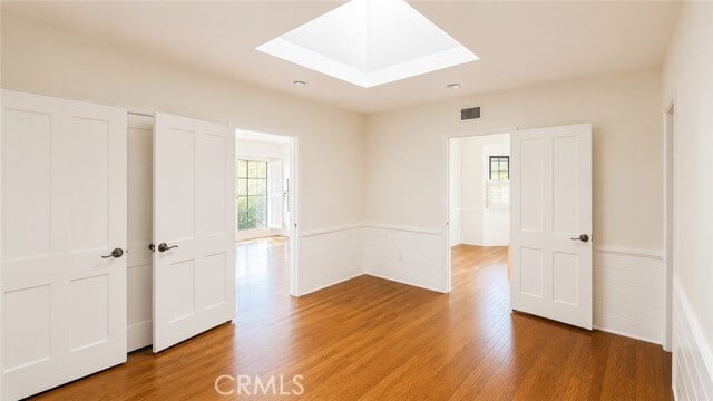 Building Photo - 621 N Almansor St