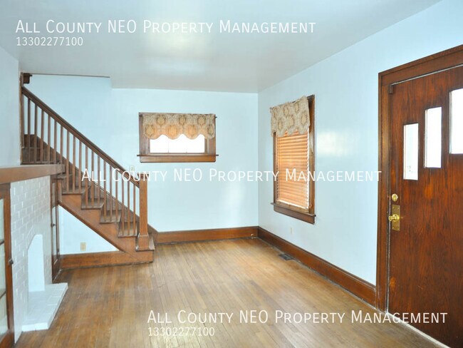 Building Photo - 1422 Elder Ave