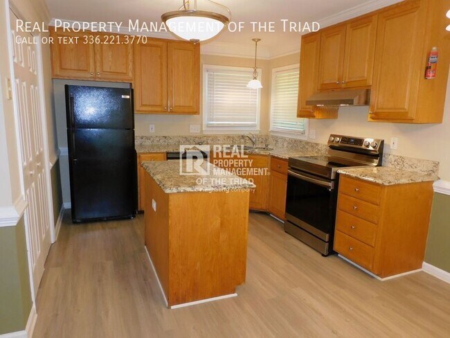 Building Photo - 5300 Lange Trail