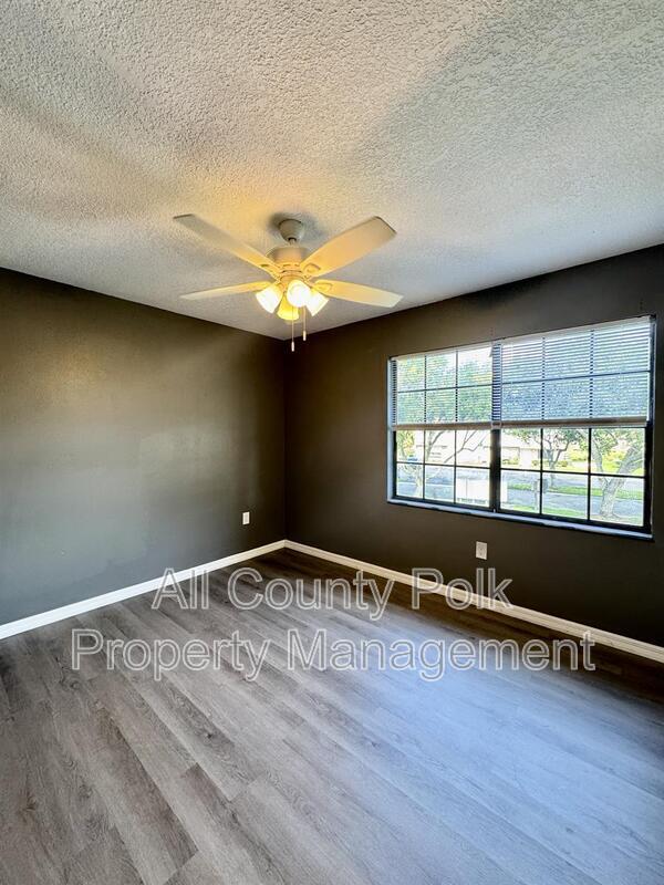 Building Photo - 1415 Ridge Lake Ct