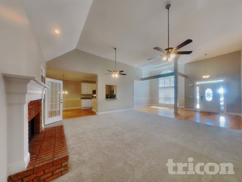 Building Photo - 4325 Foxfire Ct