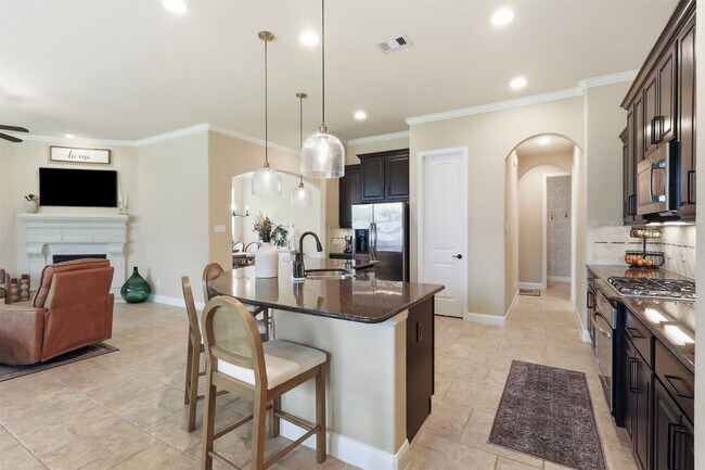 Building Photo - 12911 Chatfield Manor Ln