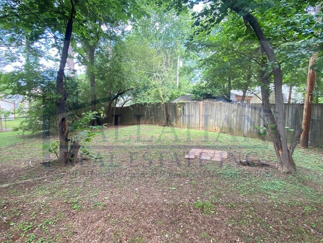 Building Photo - 5 Sweet Rose Ln