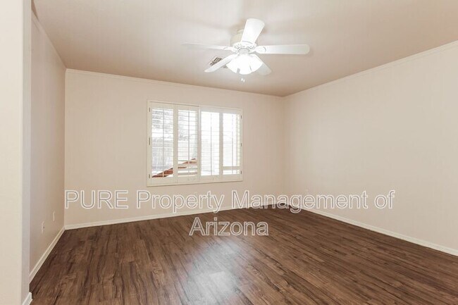 Building Photo - 3526 W Questa Dr
