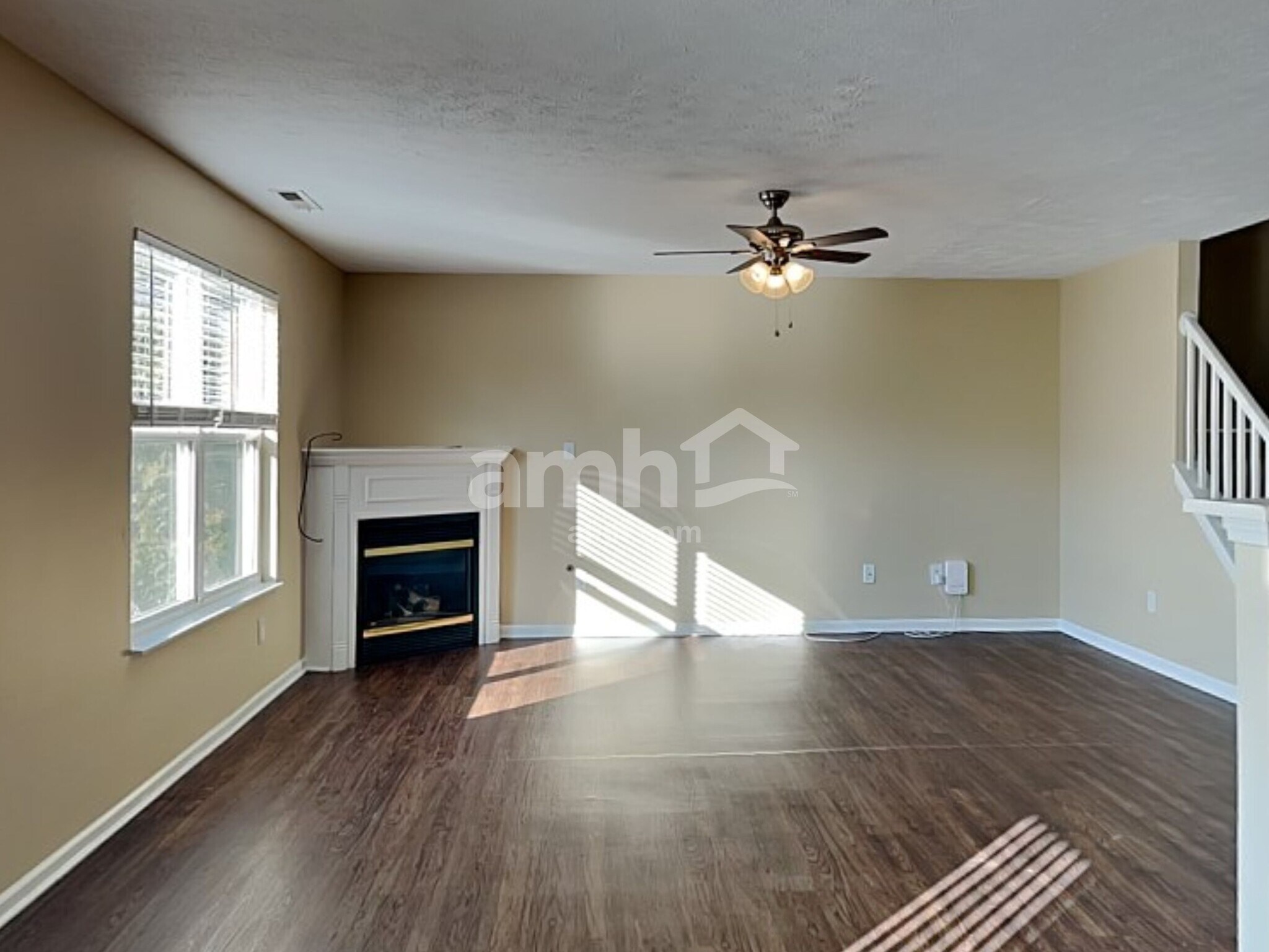 Building Photo - 11141 Hylas Dr