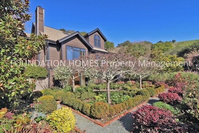 Building Photo - 62 Miwok Dr