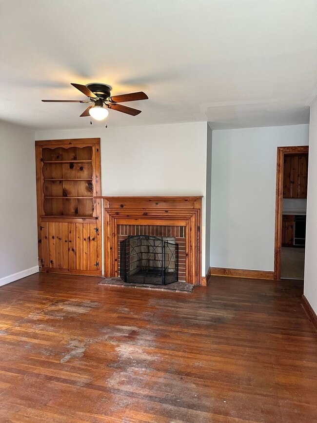 Building Photo - RENTAL HOME 3BD/1.5BTH