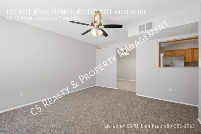 Building Photo - 1418 W 7th Pl