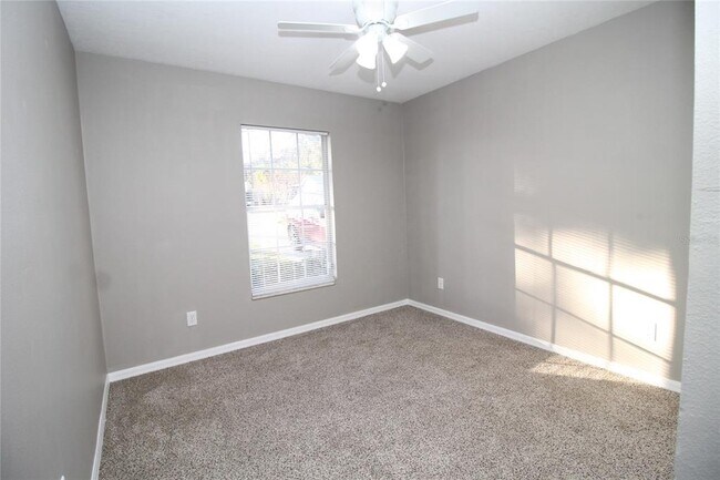 Building Photo - 903 S Disston Ave