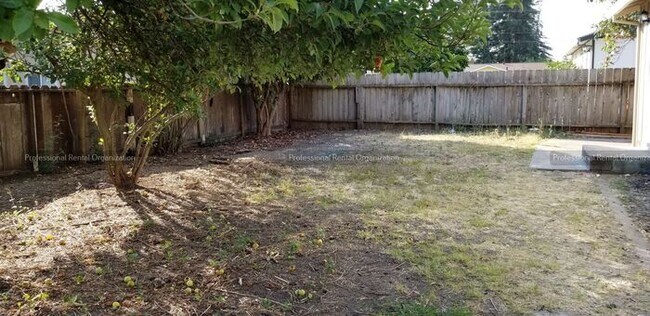 Building Photo - Coming soon! Recently remodeled with Moder...