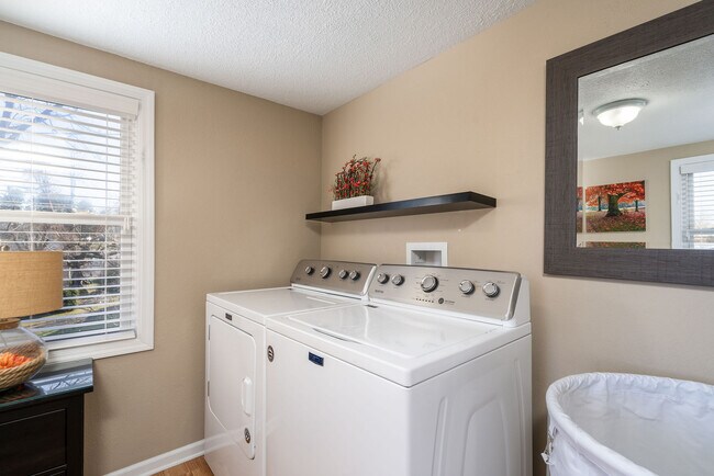 Building Photo - 487 Kentucky Ave