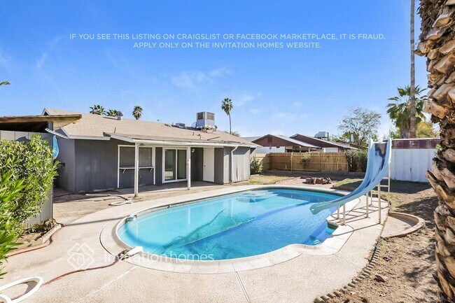 Building Photo - 4029 E Alta Vista Rd