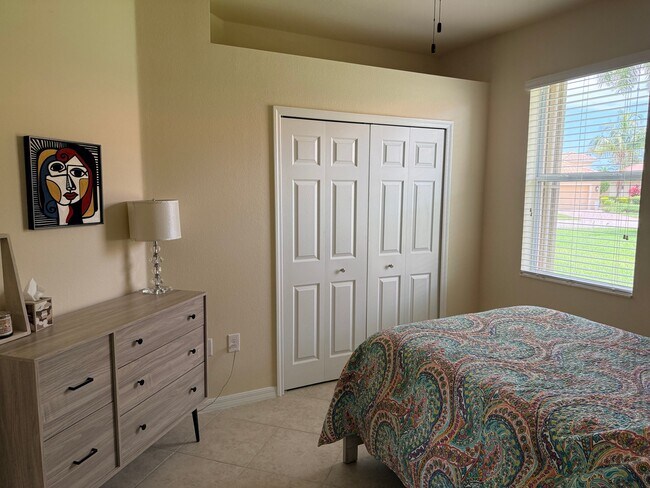 Building Photo - 14560 Grapevine Dr