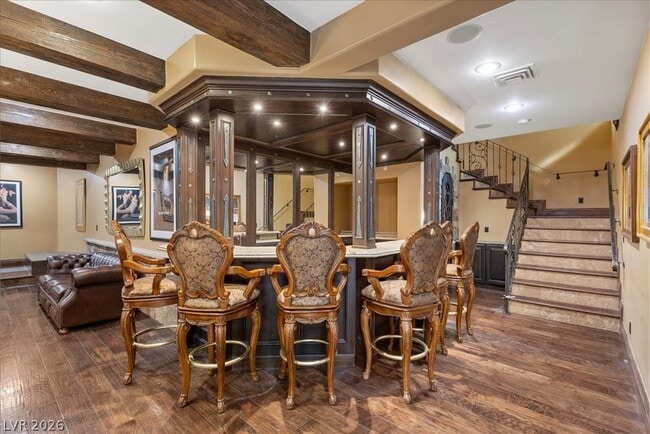 Building Photo - 514 Mandalay Ct