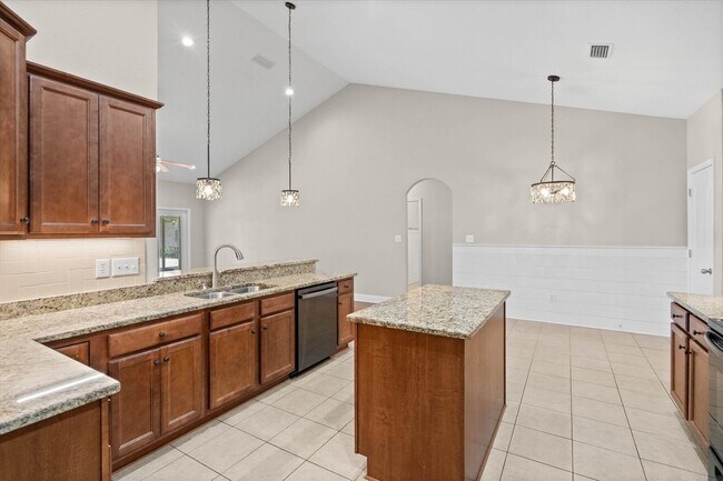 Building Photo - 23904 Tullamore Dr