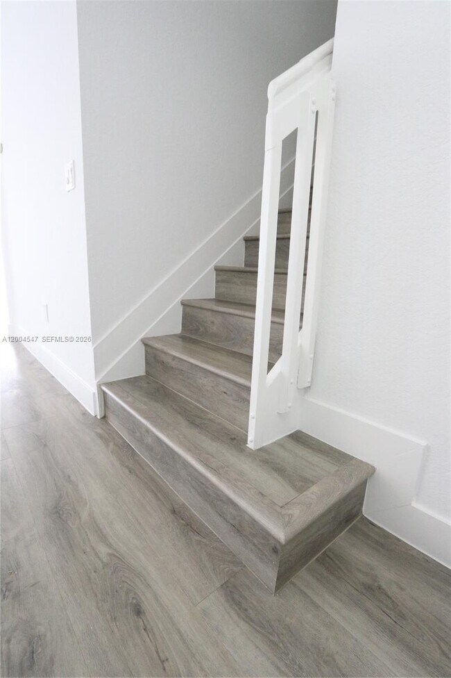 Building Photo - 7392 NW 112th Ct