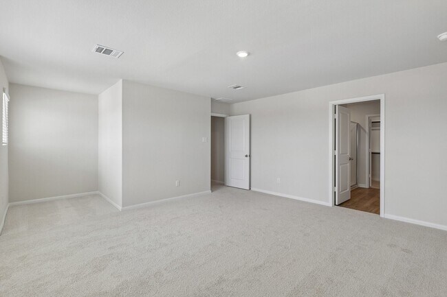 Building Photo - 1515 Jean Mdw Dr