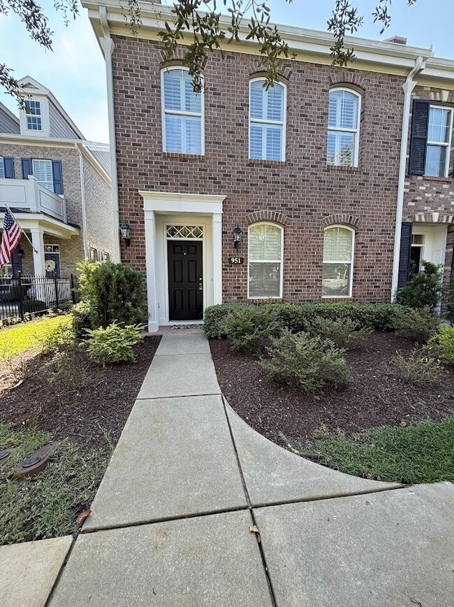 Building Photo - 951 Hendrick Ave