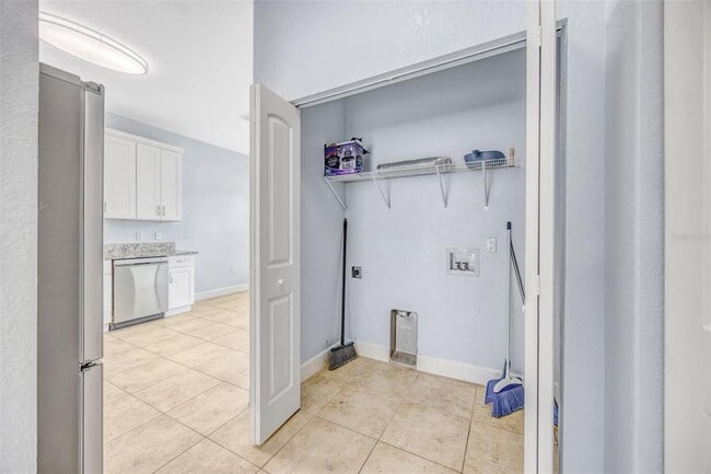 Building Photo - 143 Alexander Woods Dr
