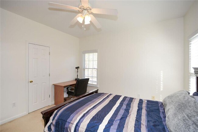 Building Photo - Welcome to this stunning West Cobb home! 5...
