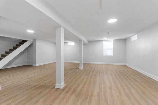 Building Photo - 1570 Green Cook Rd