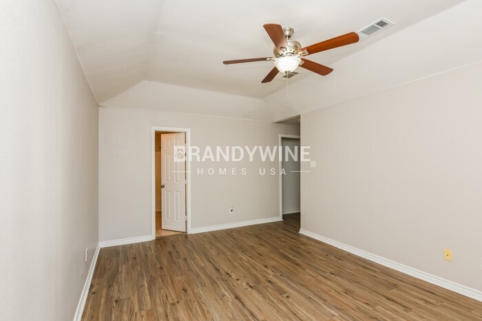 Building Photo - 5933 Houghton Ave