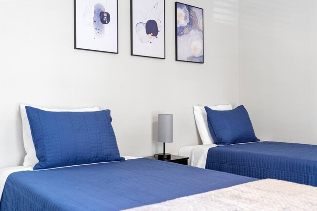 Building Photo - 3715 Legacy Square