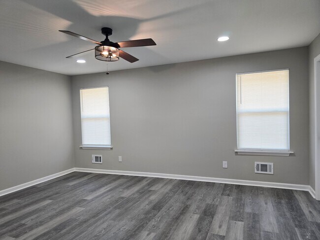 Building Photo - 2327 Tobacco Rd