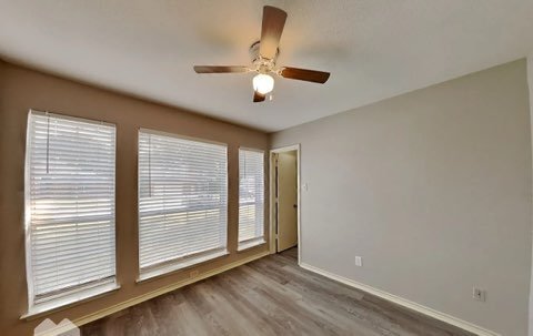 Building Photo - 4961 Briar Oaks Ln